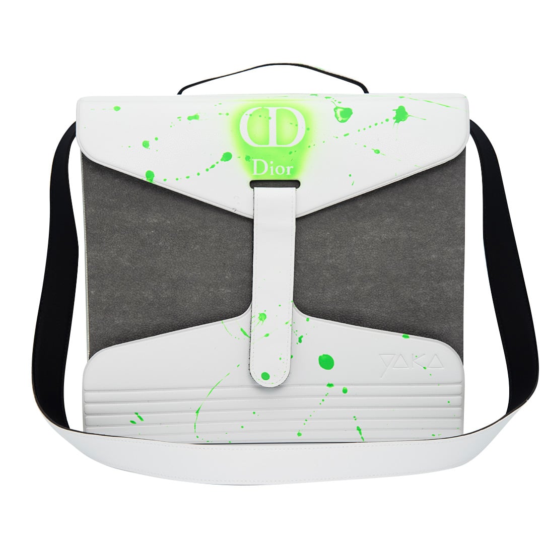 YAKACART.DIOR03.FRONT